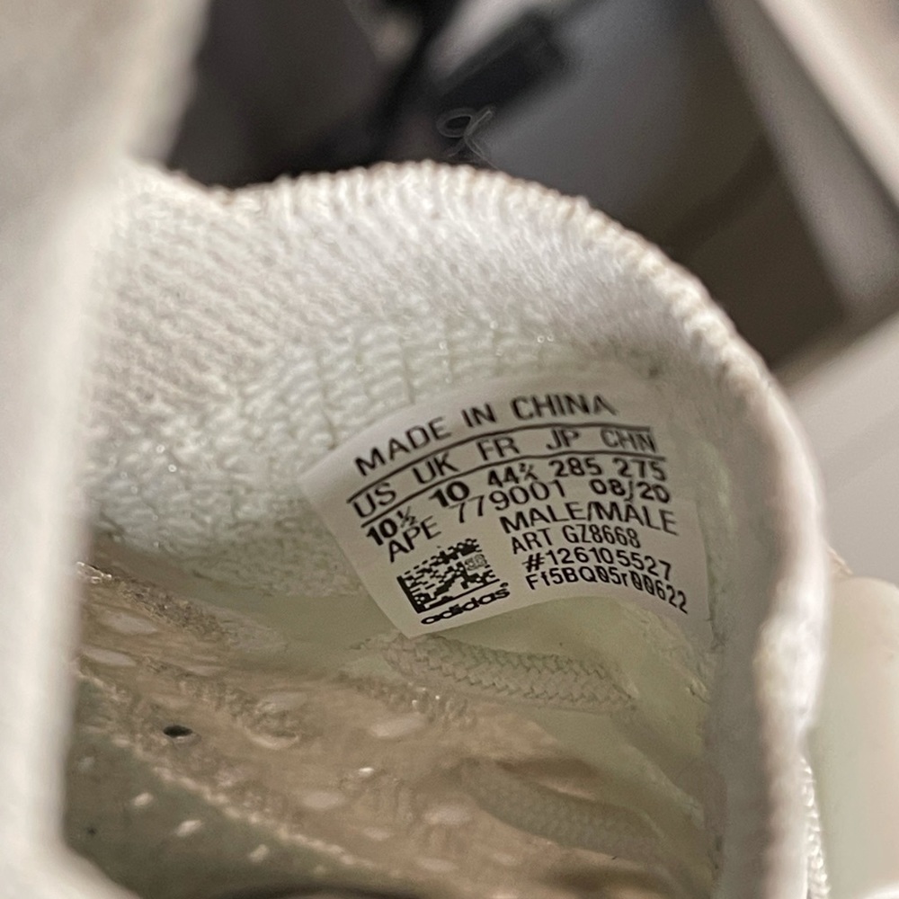 Yeezy Boost 380 - Picture 4 of 6